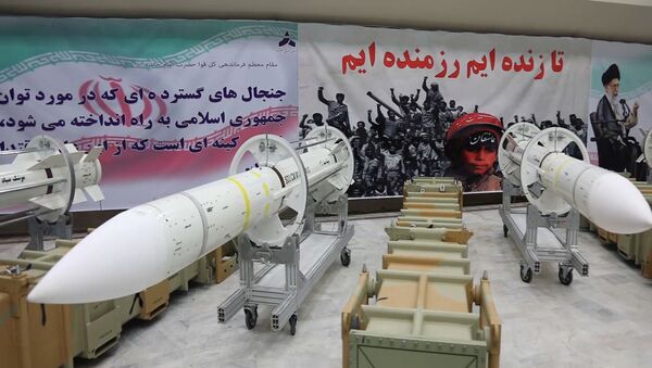 Misiles antiaéreos iraníes Sayyad-3 - Sputnik Mundo