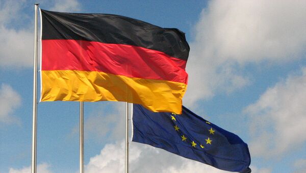 Las banderas de Alemania y la UE - Sputnik Mundo