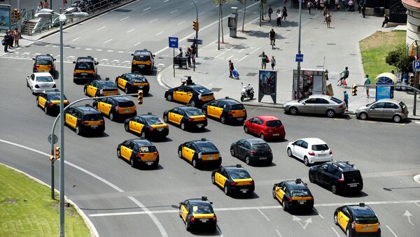 Protestas contra Uber y Cabify en Barcelona - Sputnik Mundo