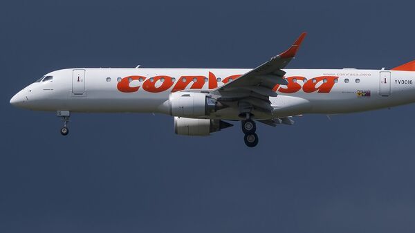 Un avión de la compañía aérea venezolana Conviasa (imagen referencial) - Sputnik Mundo