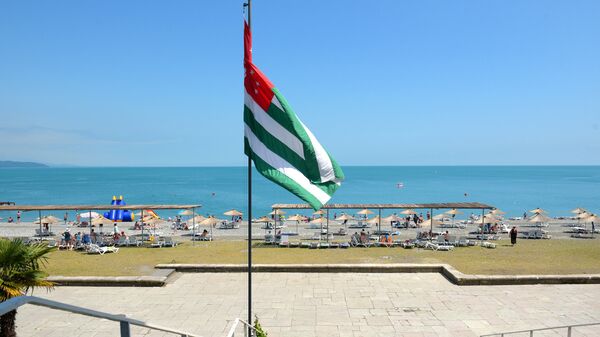 Bandera de Abjasia (archivo) - Sputnik Mundo