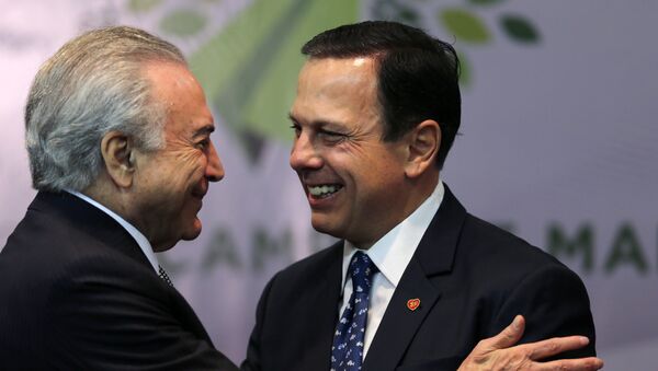 El presidente de Brasil, Michel Temer, junto al alcalde de Sao Paulo, Joao Doria - Sputnik Mundo