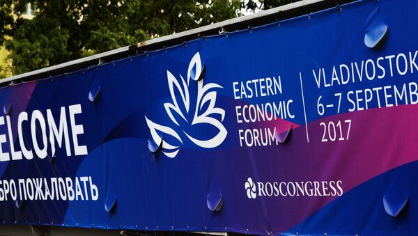 Подготовка к проведению Восточного экономического форума во Владивостоке - Sputnik Mundo