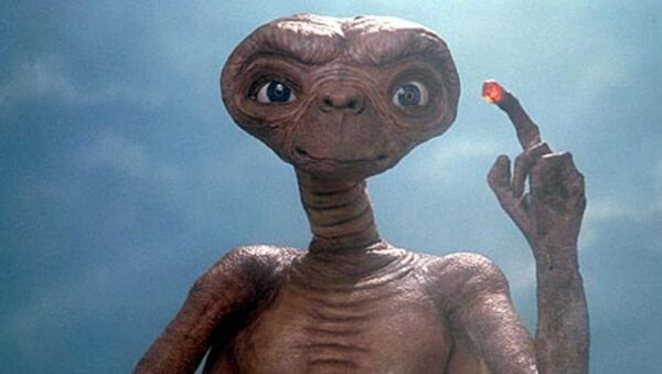 Escena de la película 'E.T. the Extra-Terrestrial' (EEUU, 1982) - Sputnik Mundo