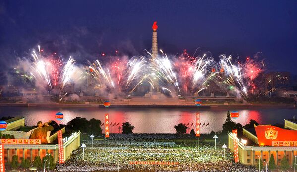 Las celebraciones en Pyongyang tras el exitoso ensayo de la bomba de hidrógeno - Sputnik Mundo