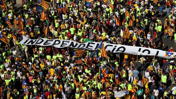 La manifestación de la 'Diada del Sí' en Barcelona - Sputnik Mundo
