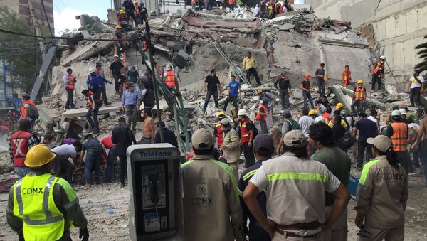 Las consecuencias del terremoto en México - Sputnik Mundo