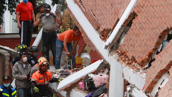 Las consecuencias del terremoto en México - Sputnik Mundo