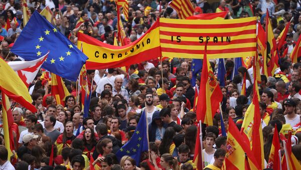 Manifestación a favor de la unidad de España en Barcelona - Sputnik Mundo