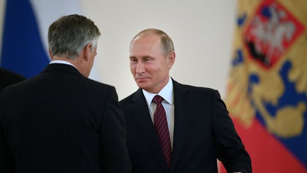 El presidente de Rusia, Vladímir Putin, durante la presentación de cartas credenciales de embajadores extranjeros. - Sputnik Mundo