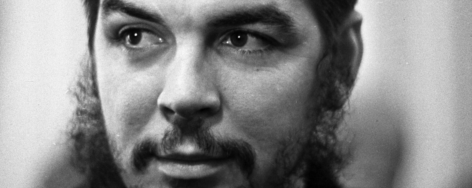 Che Guevara en 1963 - Sputnik Mundo, 1920, 07.10.2022