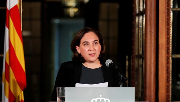 a alcaldesa de Barcelona, Ada Colau - Sputnik Mundo