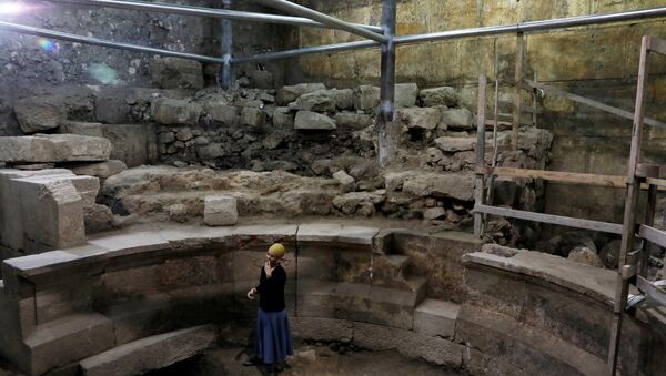 Excavaciones debajo del Muro de las Lamentaciones realizados por la arqueóloga Tehila Lieberman - Sputnik Mundo