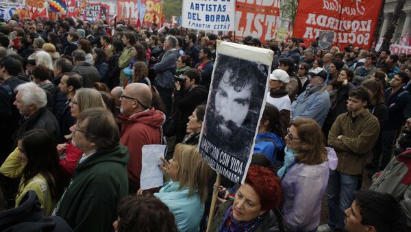 Protestas contra la desaparición del activista argentino Santiago Maldonado - Sputnik Mundo