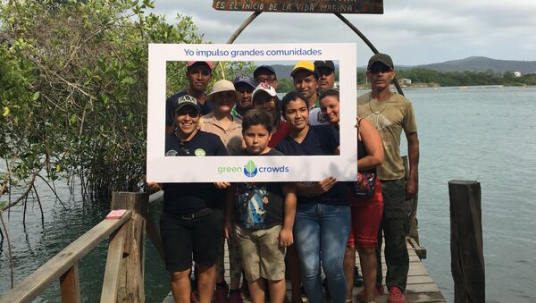 Foto de los beneficiarios del proyecto del PNUD de la comunidad San Jacinto, en Manabí - Sputnik Mundo