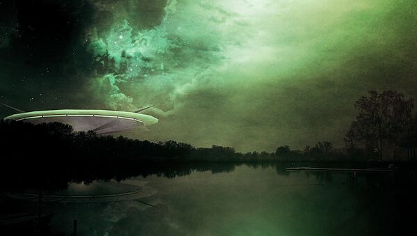 Una nave alienígena (ilustración) - Sputnik Mundo