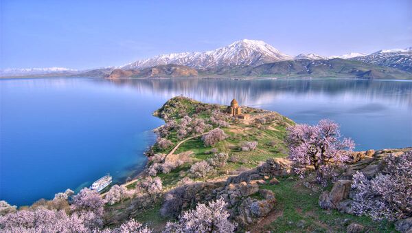 El lago Van, en el este de Turquía - Sputnik Mundo