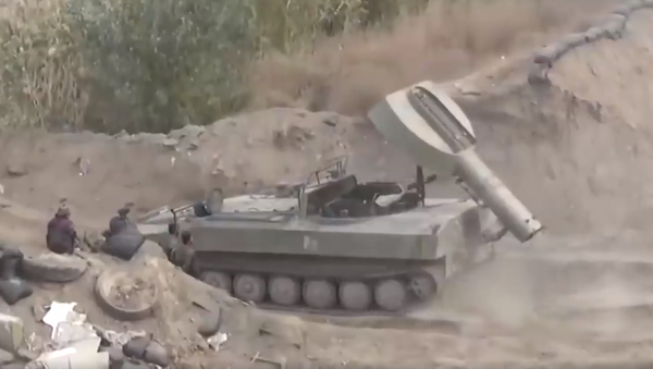 El misterioso 'tanque lanzapuentes' sirio resultó ser un híbrido (vídeo) - Sputnik Mundo