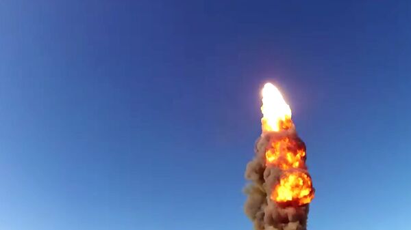 Lanzamiento de un misil desde Sari Shagán (Kazajistán) - Sputnik Mundo