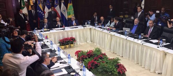 Delegación del Gobierno y la oposición inician segunda jornada de diálogo Delegación del Gobierno y la oposición inician segunda jornada de diálogo - Sputnik Mundo