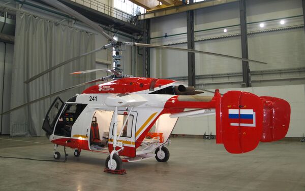 Helicóptero Ka-226T con un módulo médico - Sputnik Mundo