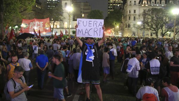 Movilización en Argentina contra el presidente Mauricio Macri - Sputnik Mundo