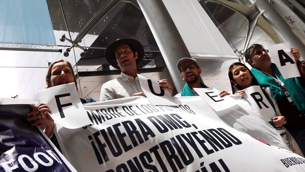 Activistas que participan en la Cumbre de los Pueblos contra la OMC en Buenos Aires, Argentina. - Sputnik Mundo