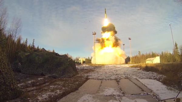 Las Fuerzas de Misiles Estratégicos de Rusia muestran toda su potencia - Sputnik Mundo