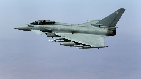 Caza británico Eurofighter Typhoon - Sputnik Mundo
