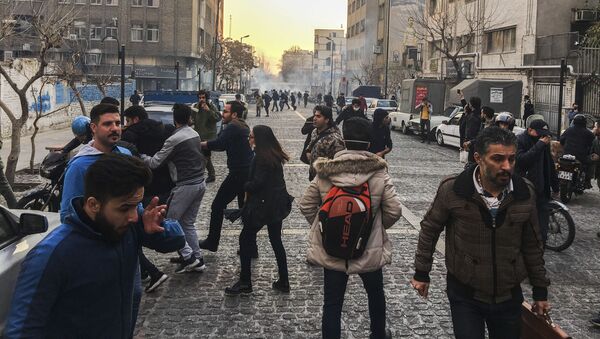 Protestas en Teherán - Sputnik Mundo