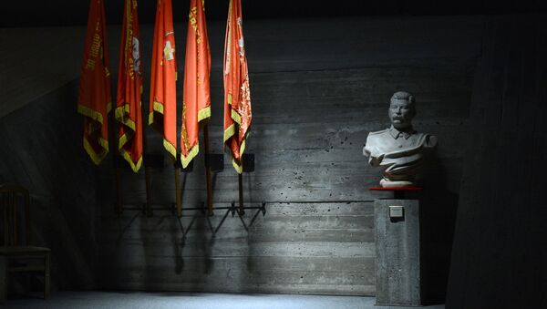 El busto de Iósif Stalin - Sputnik Mundo