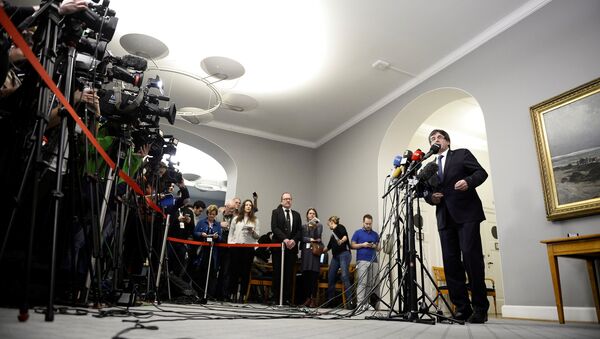Carles Puigdemont, expresidente de Cataluña da rueda de prensa en Copenhague, Dinamarca - Sputnik Mundo