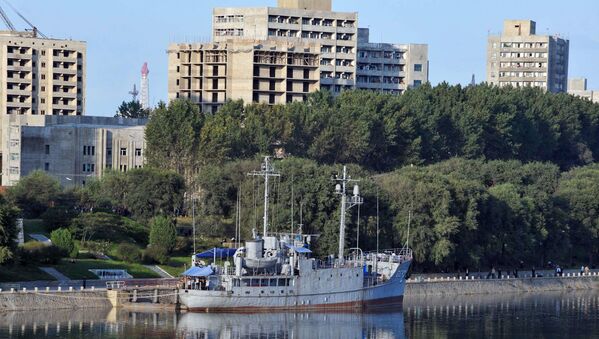 El único barco espía de EEUU capaz de 'colarse' en la capital de Corea del Norte - Sputnik Mundo