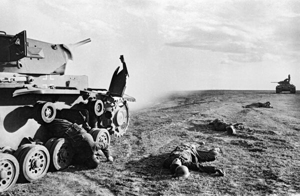 Cómo Hitler quería exterminar a los rusos y cómo la URSS borró a los nazis de la faz de la Tierra Cómo Hitler quería exterminar a los rusos y cómo la URSS borró a los nazis de la faz de la Tierra - Sputnik Mundo