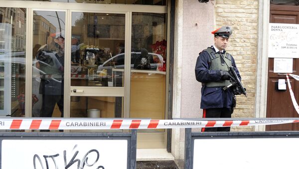 La escena del tiroteo en la ciudad italiana de Macerata - Sputnik Mundo