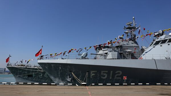 Un buque de guerra de Turquía - Sputnik Mundo