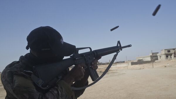 Un tiroteo con proyectiles tradicionales en Irak - Sputnik Mundo