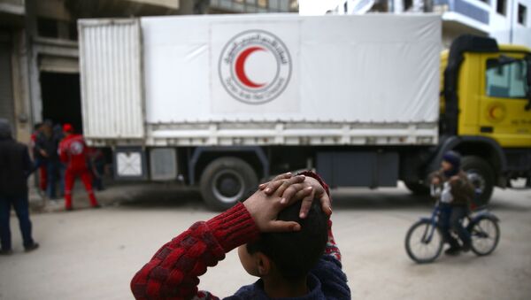 Convoy humanitario de la Media Luna Roja en Siria - Sputnik Mundo