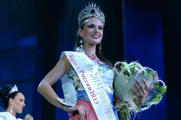La belleza del medio ambiente: las participantes y ganadoras rusas del concurso Miss Tierra - Sputnik Mundo