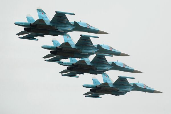 Rápidos y letales: los aviones militares más veloces de Rusia - Sputnik Mundo