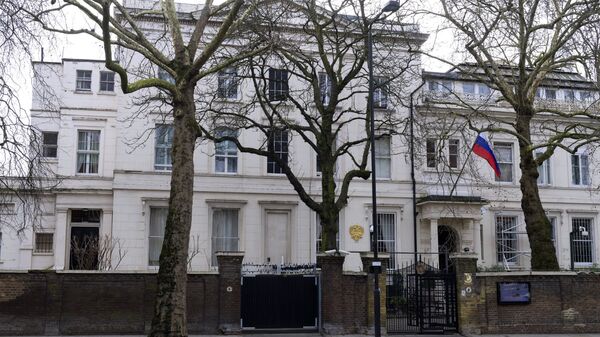 La embajada de Rusia en Londres, Reino Unido - Sputnik Mundo