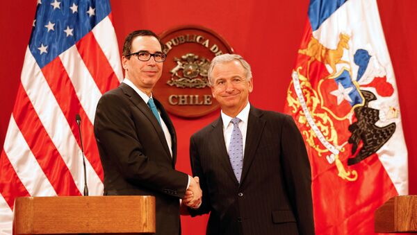 Secretario del Tesoro de EEUU, Steven Mnuchin, y ministro de Hacienda de Chile, Felipe Larraín - Sputnik Mundo