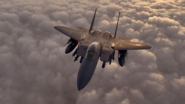Un caza F-15 de fabricación estadounidense (imagen referencial) - Sputnik Mundo