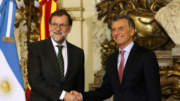 El presidente del Goberno de España, Mariano Rajoy y el presidente de Argentina, Mauricio Macri - Sputnik Mundo