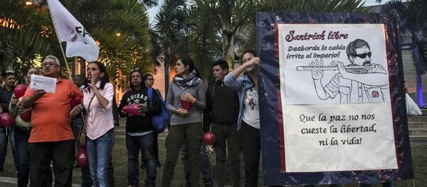 Los seguidores de FARC protestan contra la detención de Santrich Los seguidores de FARC protestan contra la detención de Santrich - Sputnik Mundo