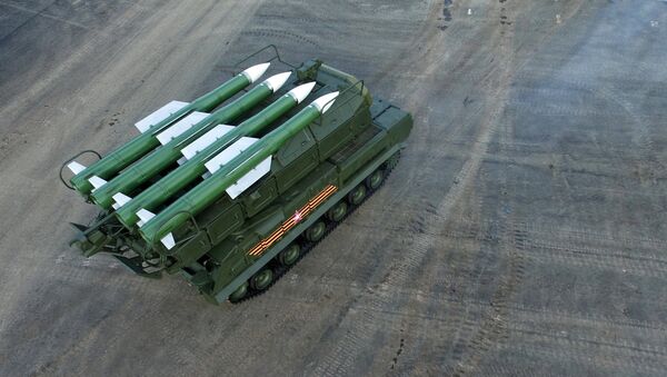 Sistema ruso de misiles antiaéreos Buk-M2E - Sputnik Mundo