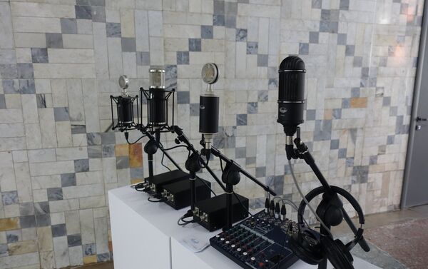 Micrófonos de la fábrica Oktava - Sputnik Mundo