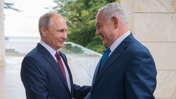 Vladímir Putin y Benjamín Netanyahu - Sputnik Mundo