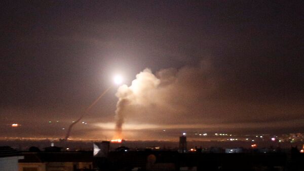 Lanzamiento de un misil, Siria - Sputnik Mundo