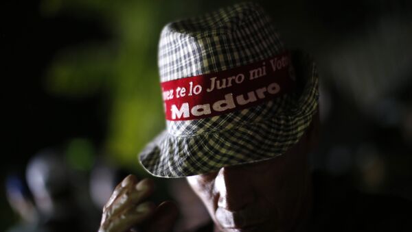 Seguidor de Nicolás Maduro en Caracas, Venezuela - Sputnik Mundo